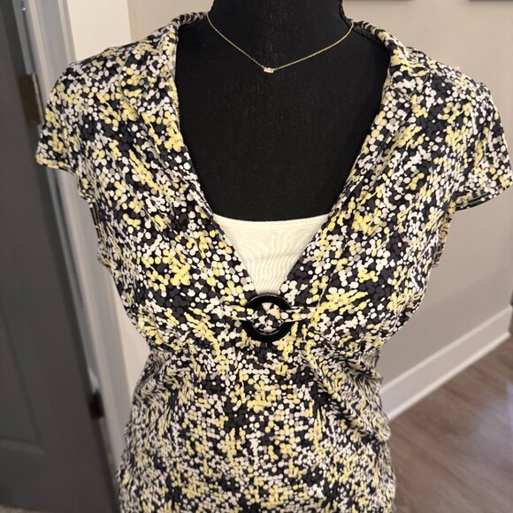 Candie's Floral Print V-Neck Top with Buckle Detail \ Y2K Vintage Candie's Top - Picture 3 of 10